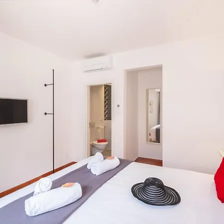 Benagil Boutique - Moradia Luxuosa Com Piscina Aquecivel E Bbq